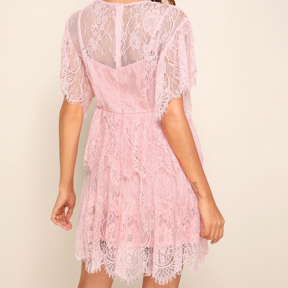 🆕 NWT V neck pink lace dress - Picture 4 of 7